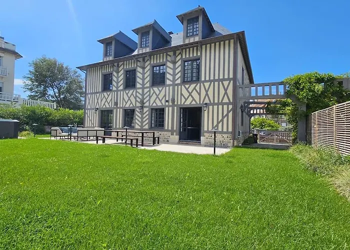 Villa D'exception, 5 Chambres, 20m Plage, Spa.