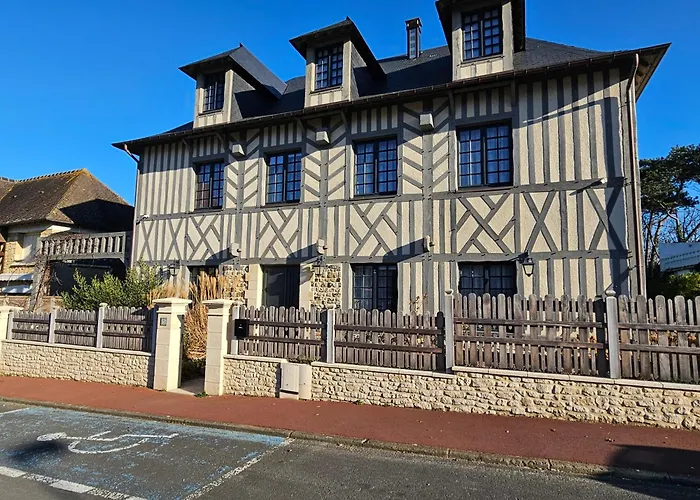 Villa D'exception, 5 Chambres, 20m Plage, Spa.